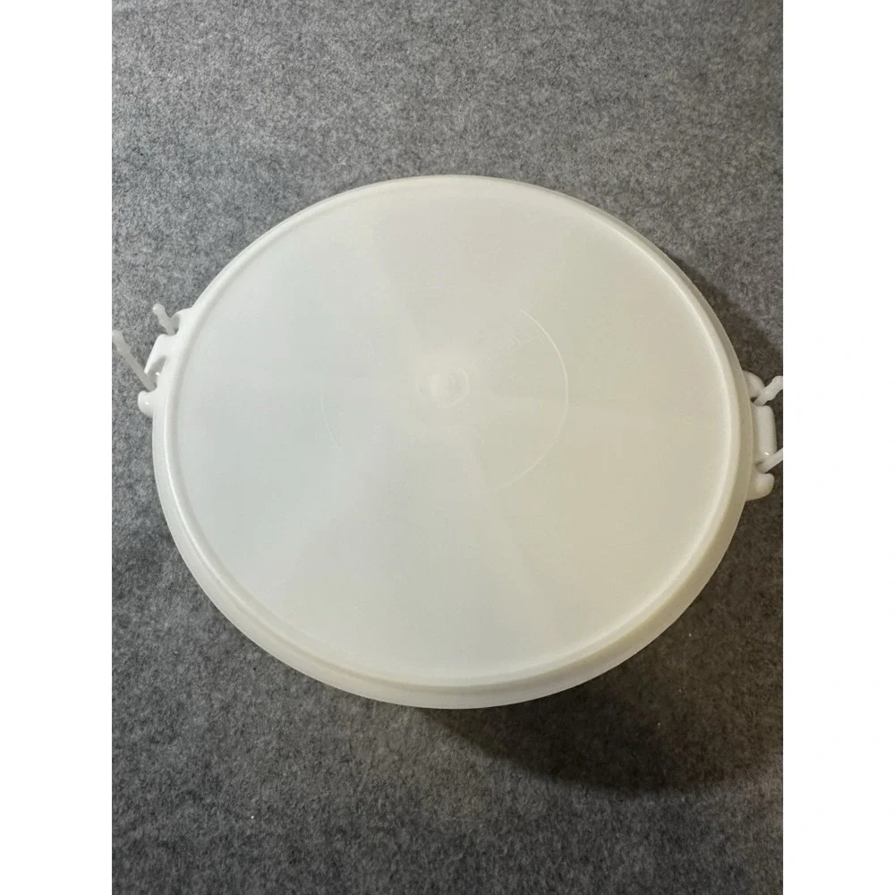 VIntage Tupperware 405 Party Susan Divided Serving Tray with Carry Handle & Lid‎